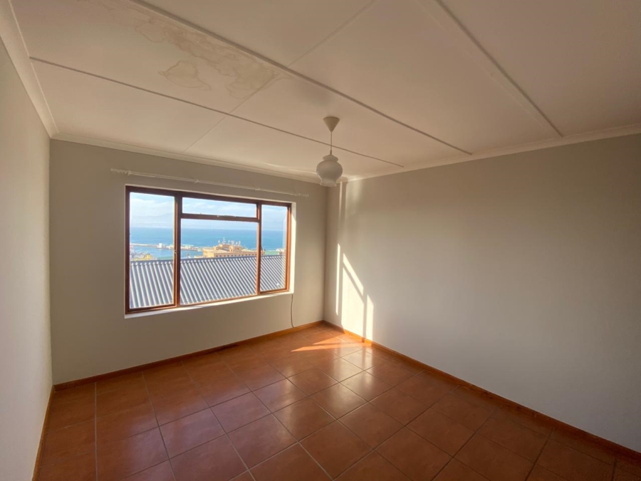 To Let 2 Bedroom Property for Rent in Mossel Bay Central Western Cape